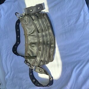 Cynthia Rowley Small Black Zipper Crossbody Purse is very unique and rare.